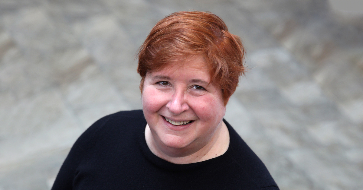 Amber Ault headshot