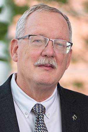 Dan Gartzke headshot